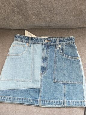 Two-Tone Blue Patchwork Denim Mini Skirt